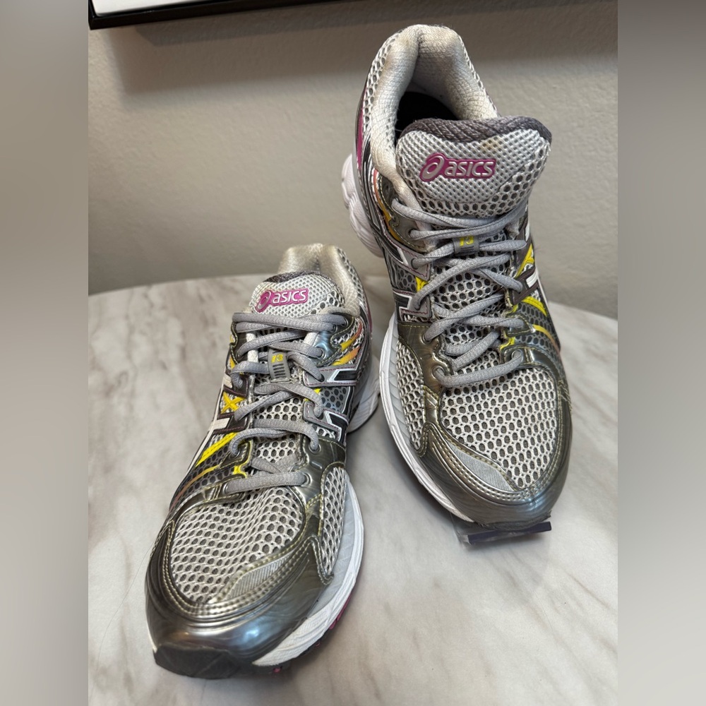 ASICS Silver Bullet Running Athletic Shoes Sneakers Pink Yellow size 8.5